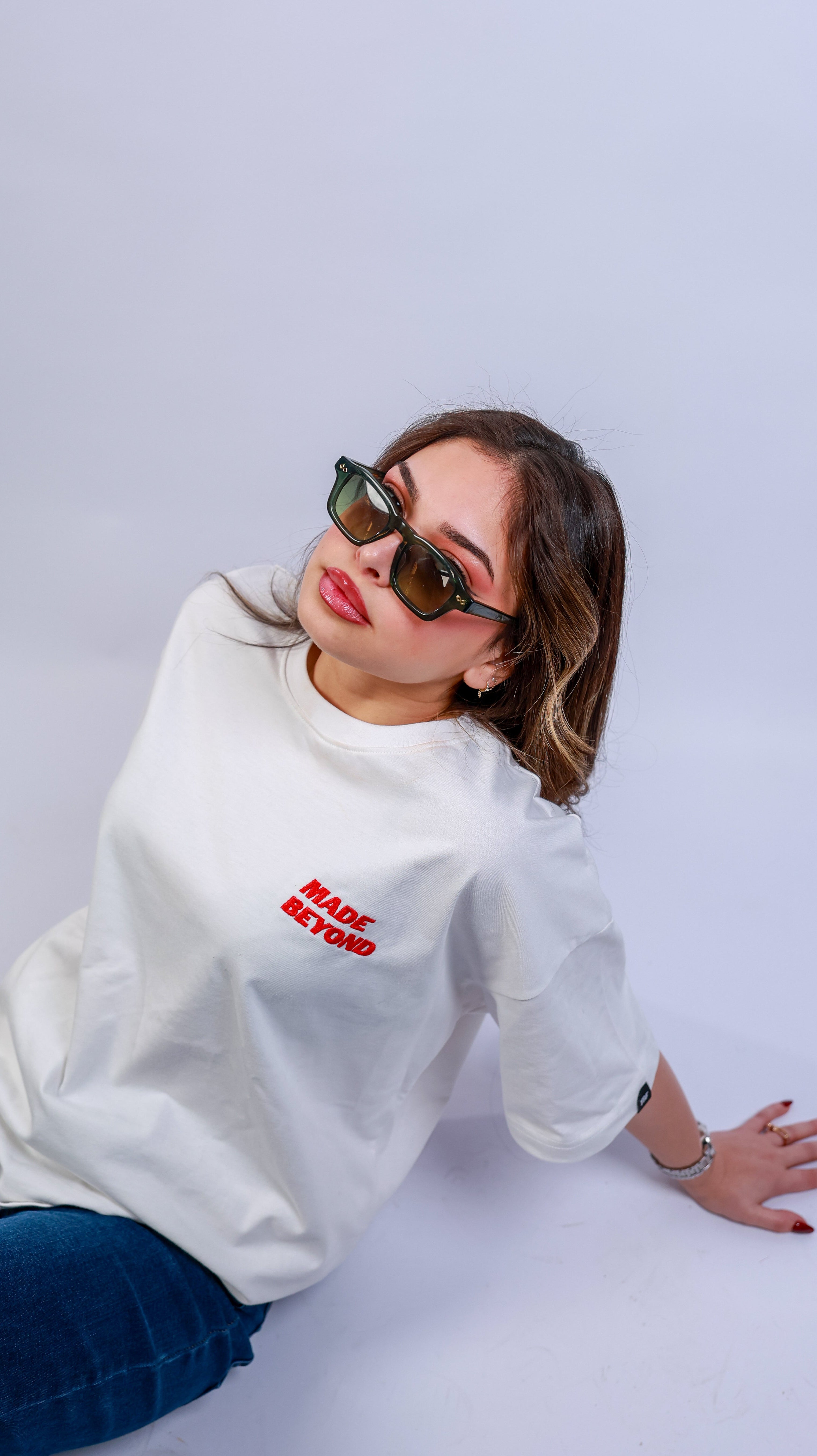 CHATGPT KNOWS (T-shirt)